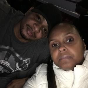 Meet your Posher, Dee